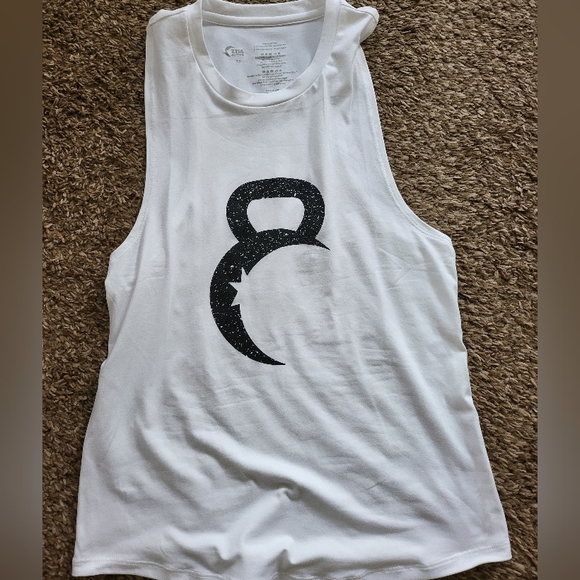 Zyia Kettle Bell Tank - Picture 3 of 6